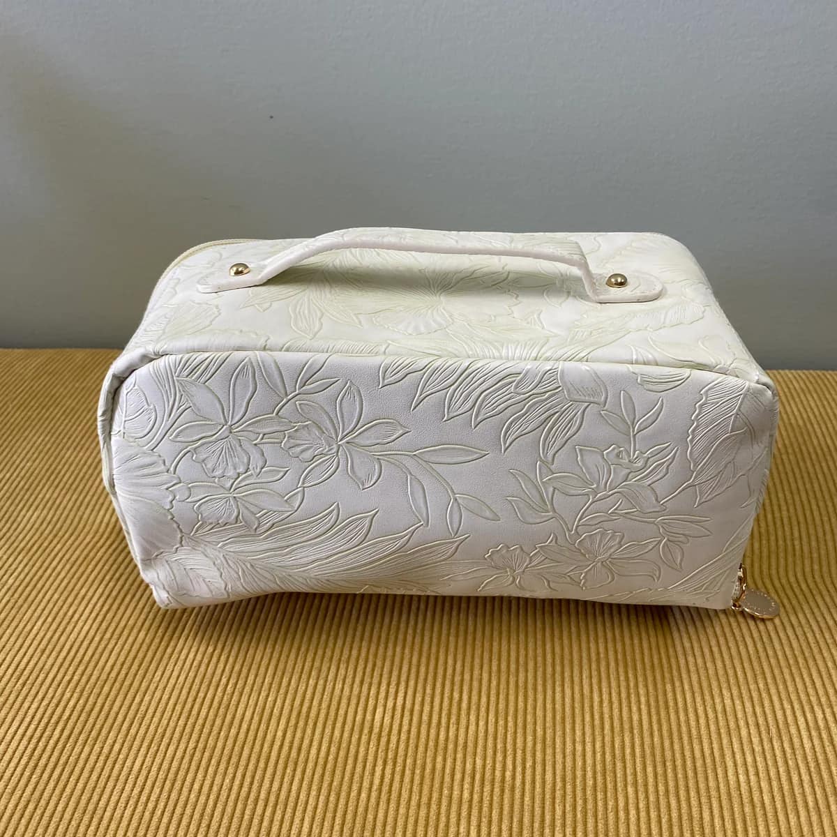 Flat Lay Cosmetic Bag