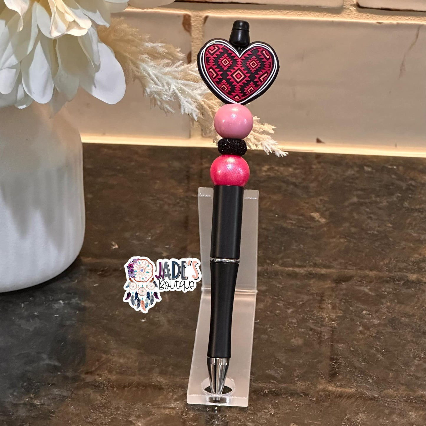 Aztec Heart Magenta/Black Pen