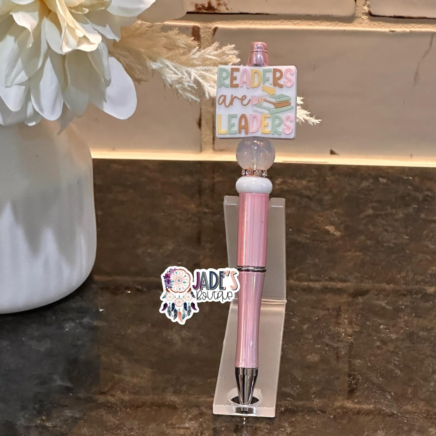 Readers Are Leaders Pen