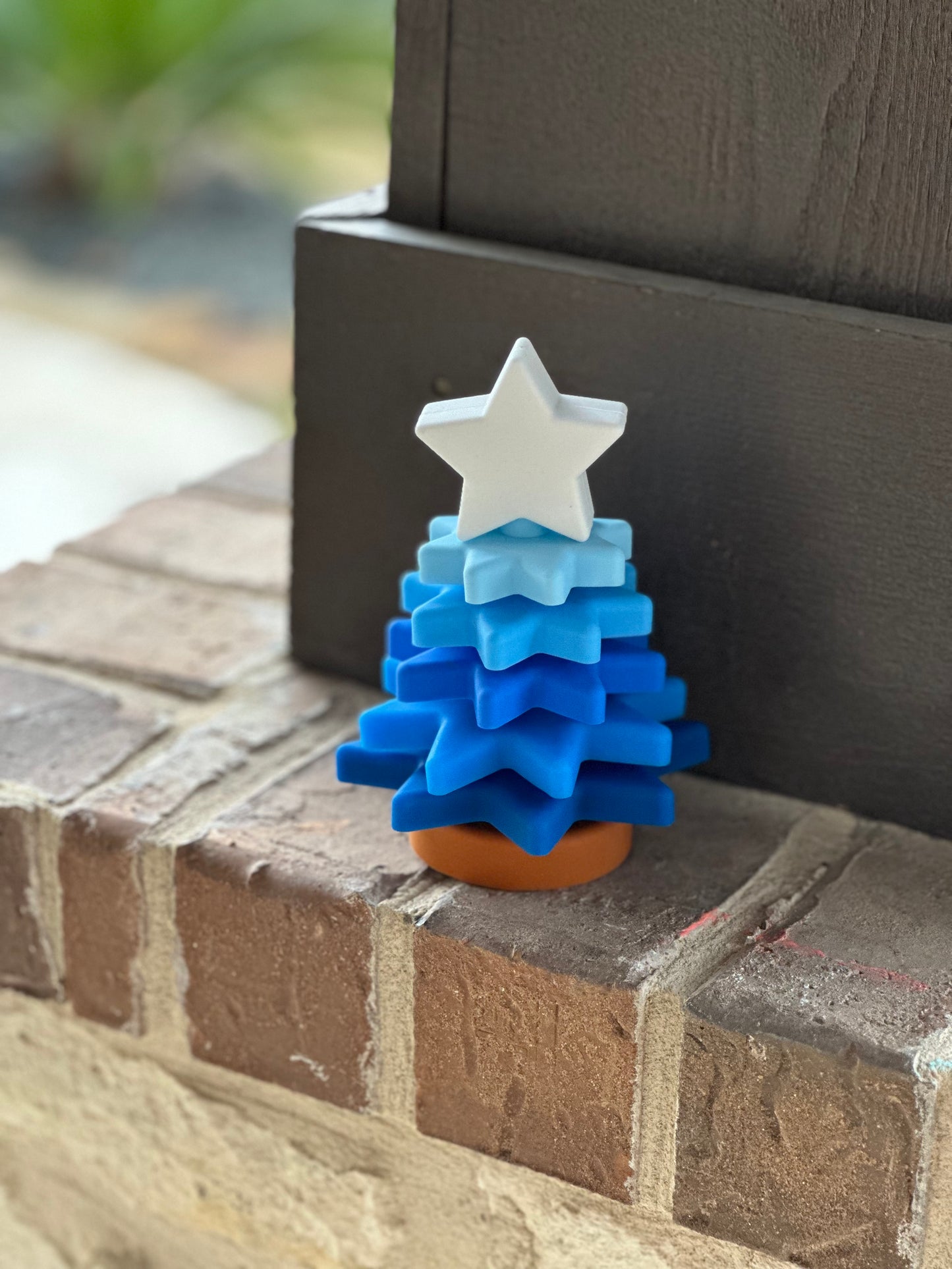 Blue & White Tree Stacker