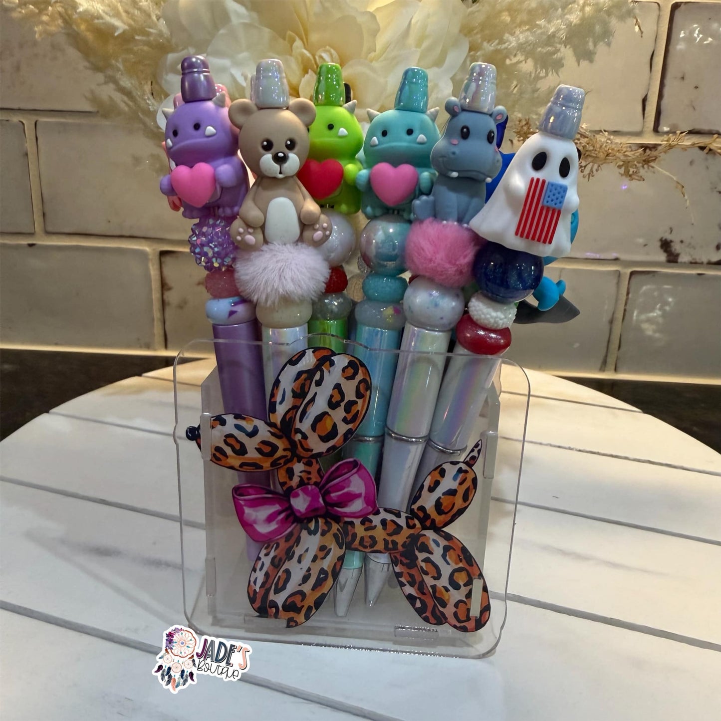 Leopard Balloon Animal Acrylic Pen Box