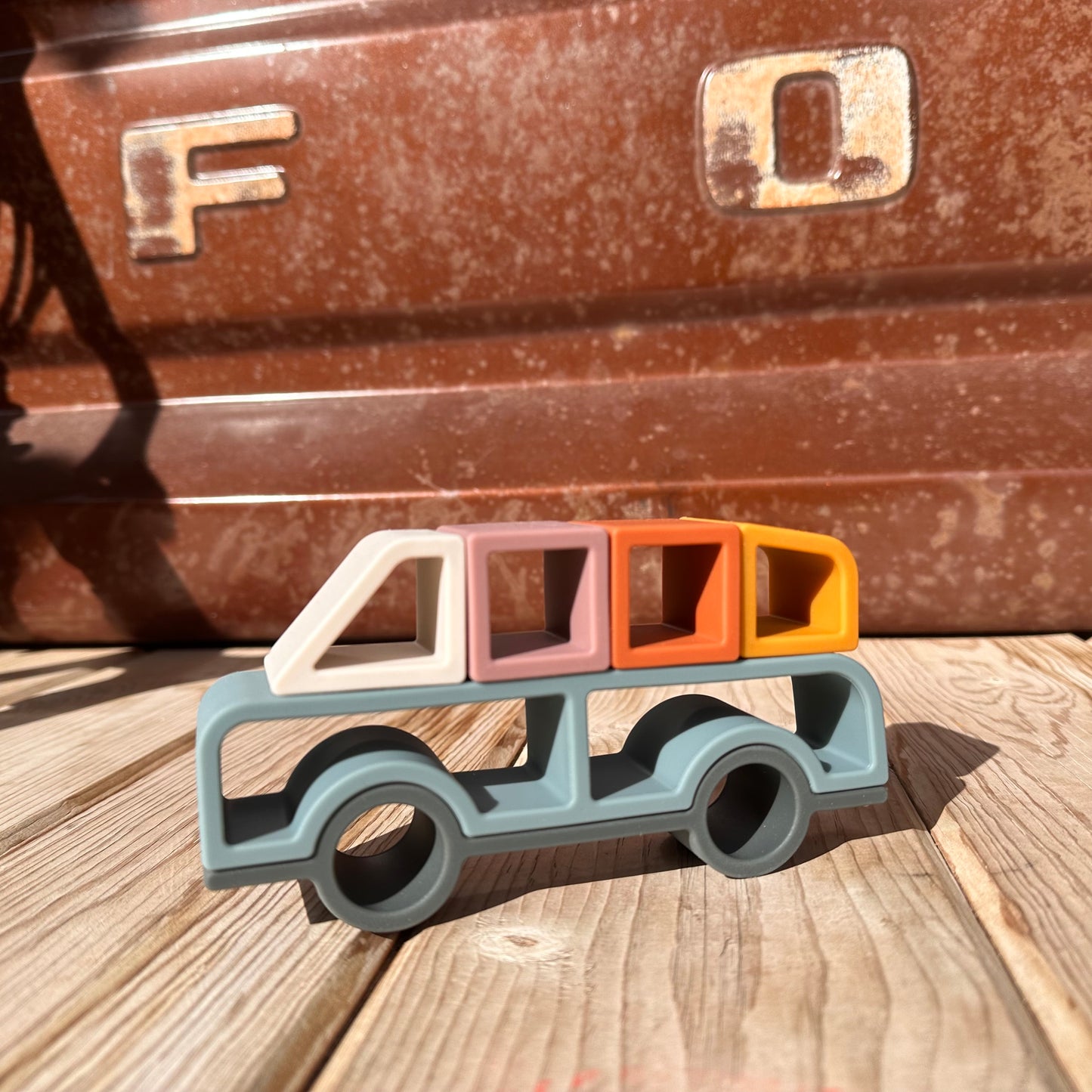 Stacking Silicone Bus