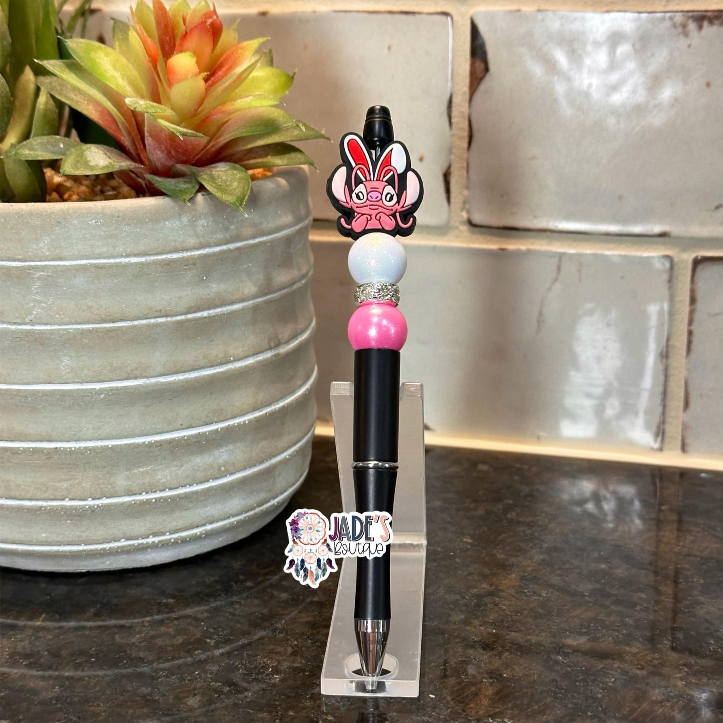 Angel Bunny Pen