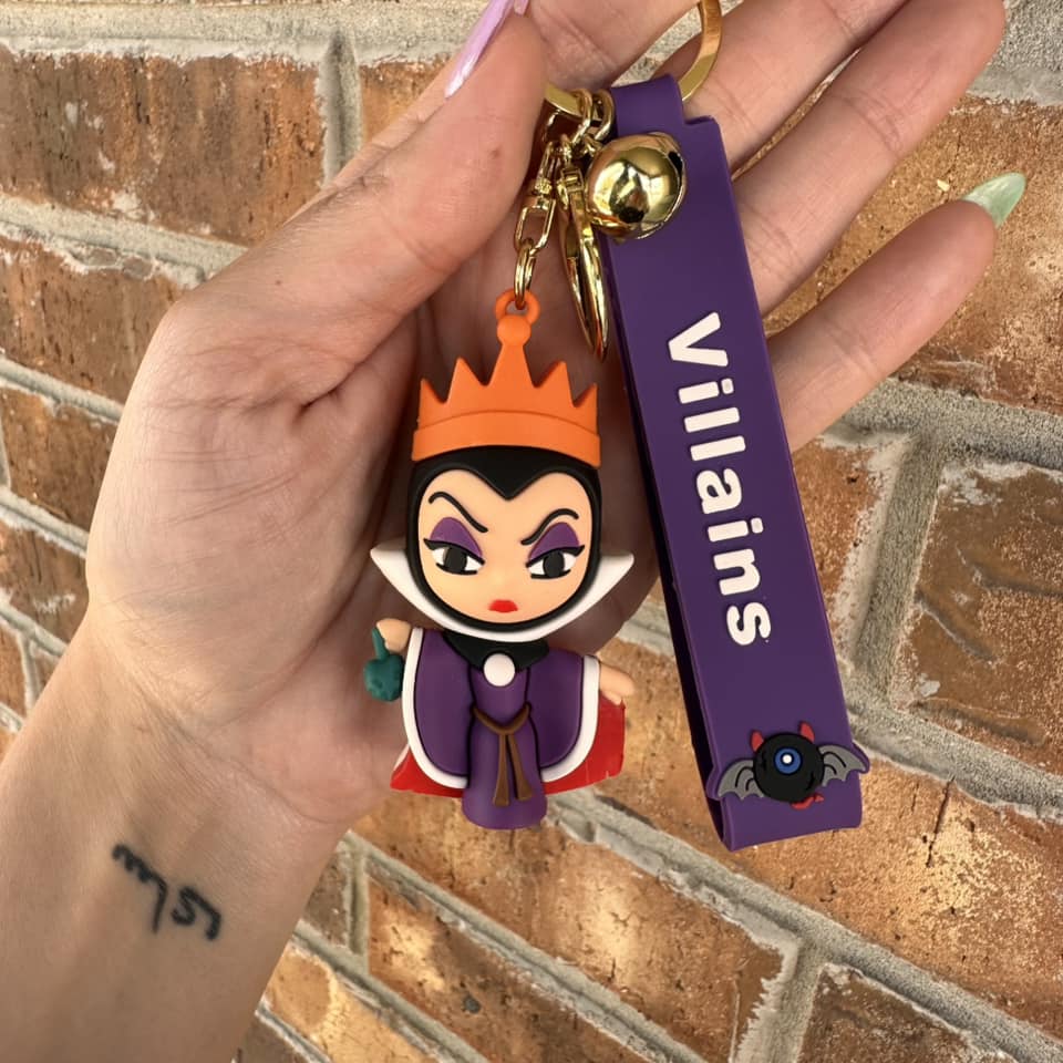 Queen Keychain