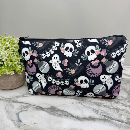 Skull Ghosts Pouch