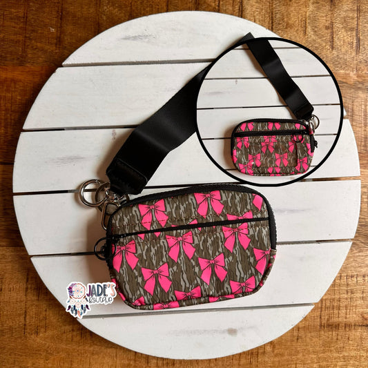 Camo & Bows Wristlet Wallet