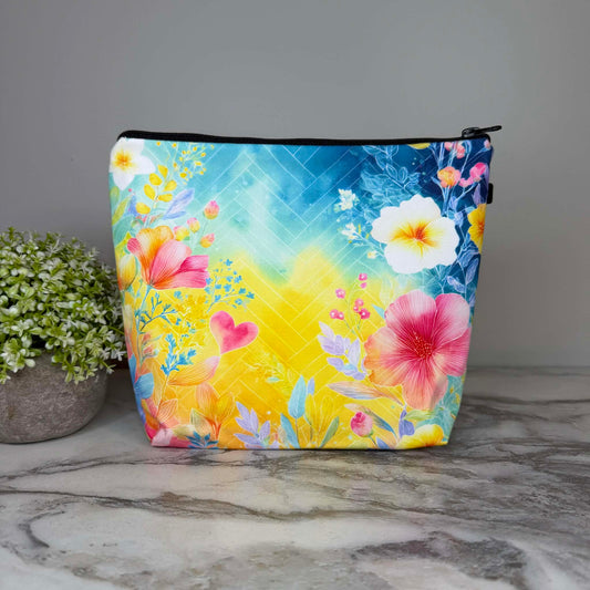 Bright Floral XL Pouch