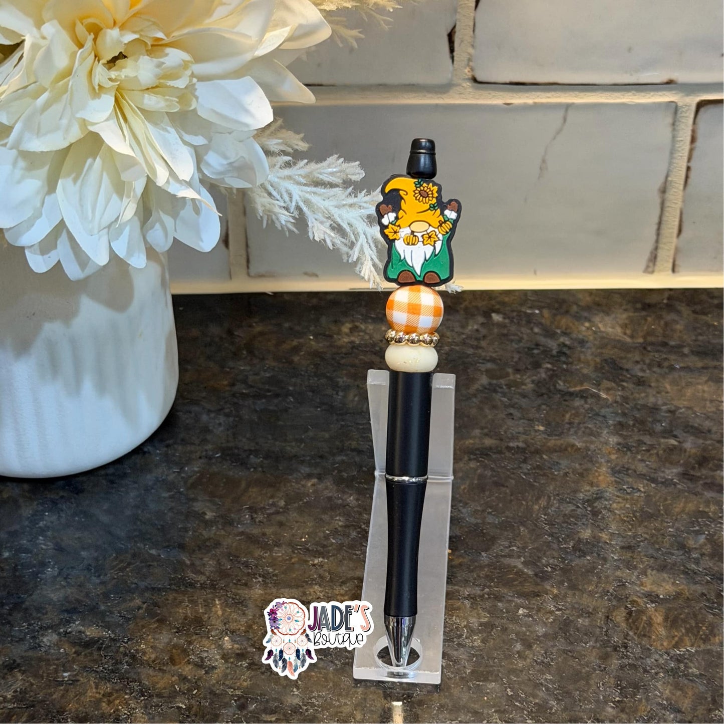 Fall Gnome Pen