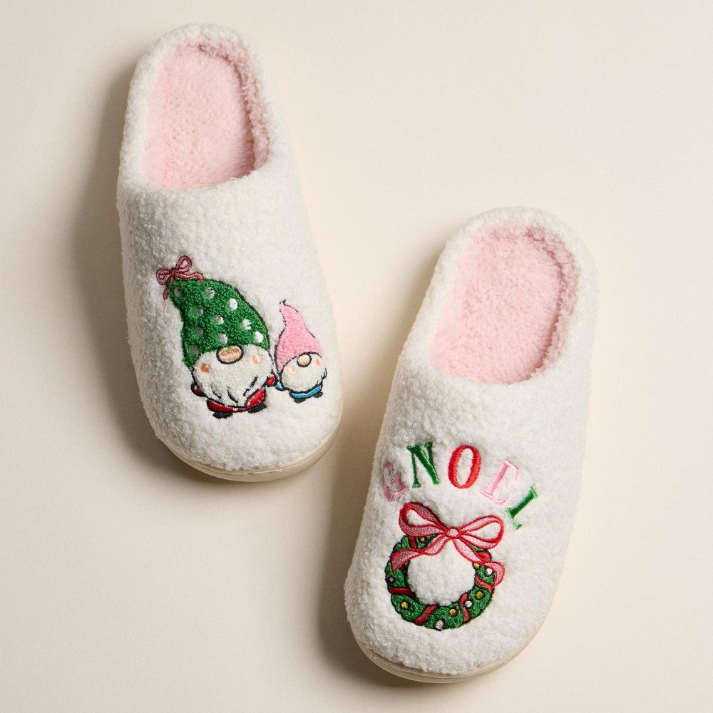 Gnome And Gnoel Wreath Slippers