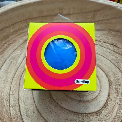 Color Changing Ball Squishy - Blue/Pink