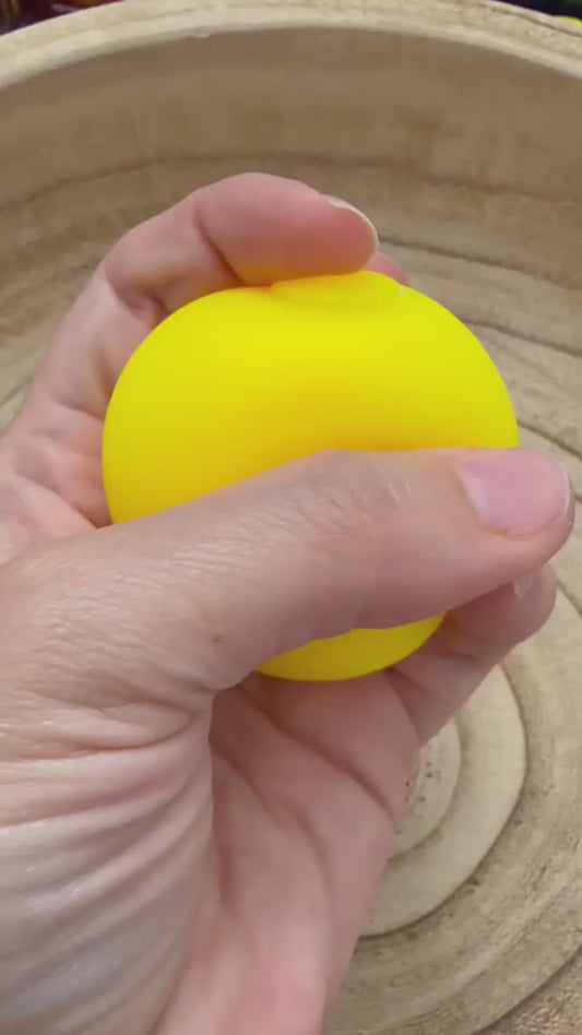 Color Changing Ball Squishy - Yellow/Orange