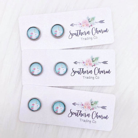 8mm - Unicorn Head Earring in Stainless Steel Settings